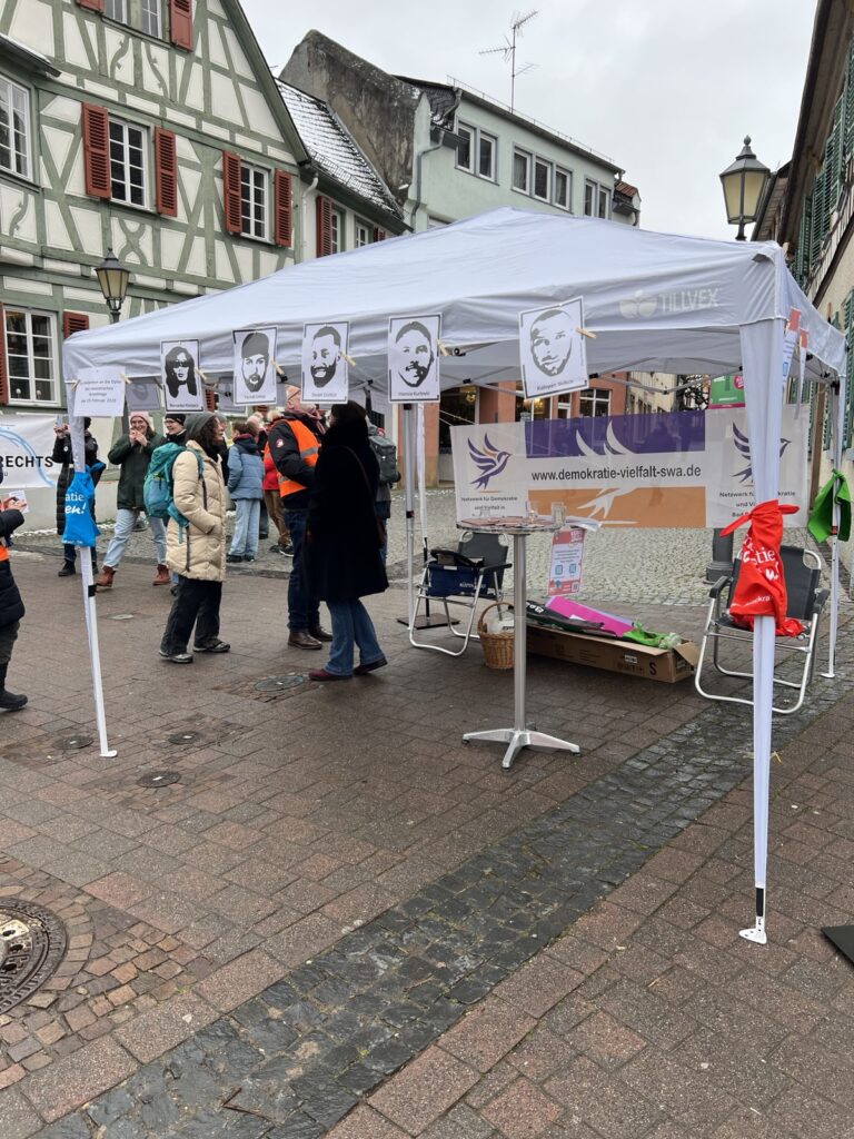 Netzwerk auf dem Markt für Demokratie und Vielfalt